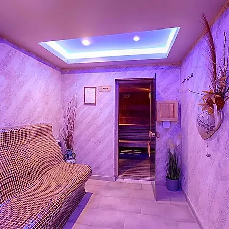 فندق Paradise